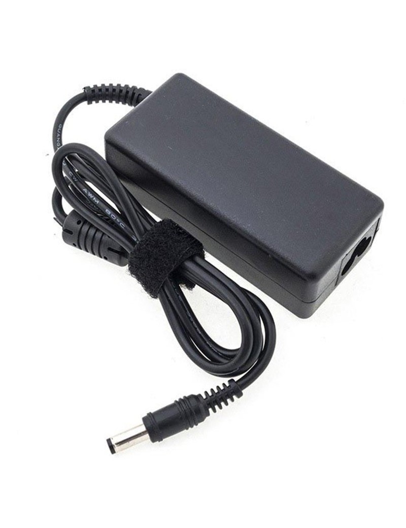 Alimentatore Compatibile Per Notebook Toshiba 45W 19V 2.37A / 5.5mm – 2.5mm